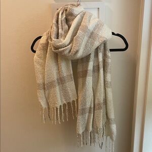 White & Cream Striped Boucle Knit Scarf